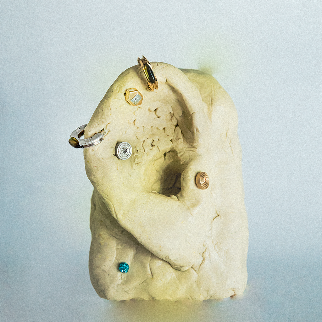 Horseshoe.06 – Triple Tourmaline Clicker